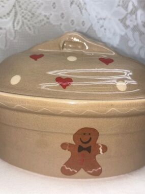 Sage Beige Ceramic Covered Baker with Red Heart Accents
